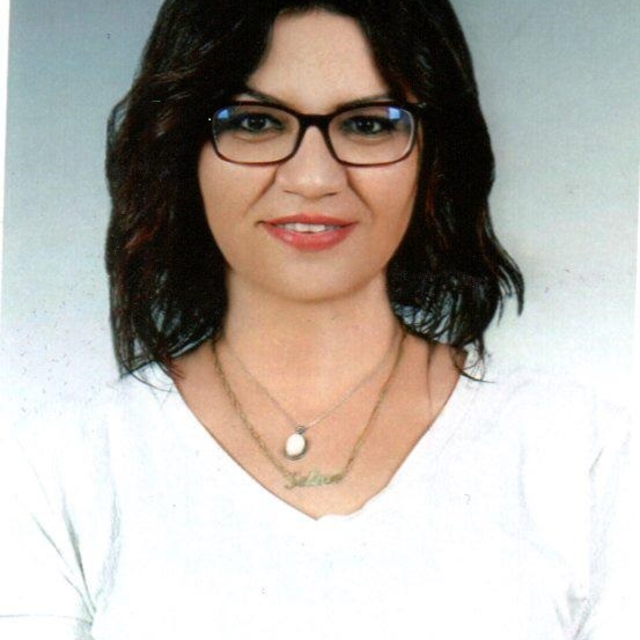 Kaldırımda bekleyen kadını tabancayla öldürdükten sonra intihar etti (2)