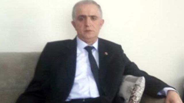 Karasu'da alabora olan teknedeki baba boğuldu, oğlu yüzerek kurtuldu