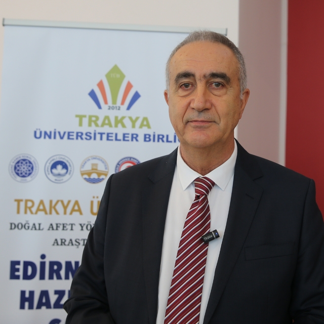 Küresel iklim değişikliğiyle artan ani sağanaklar sel ve taşkınlara neden o...