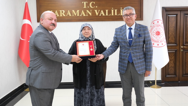 Karaman'da 78 yaşındaki hayırsevere altın madalya ve beratı verildi