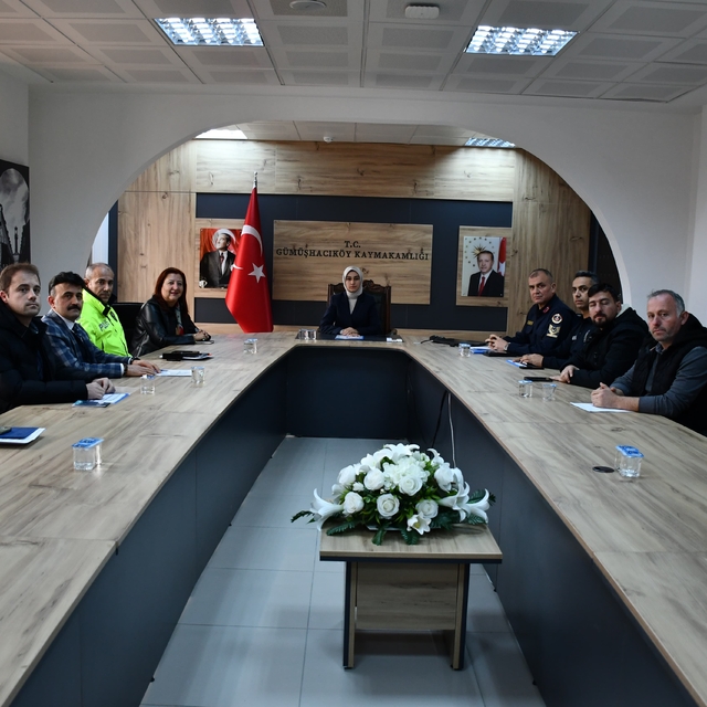Gümüşhacıköy'de Trafikte Kış Mevsimi Tedbirleri Toplantısı yapıldı