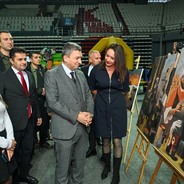 Antalya'da 5. Geleneksel Kültür Sanat ve Spor Şenliği düzenlendi