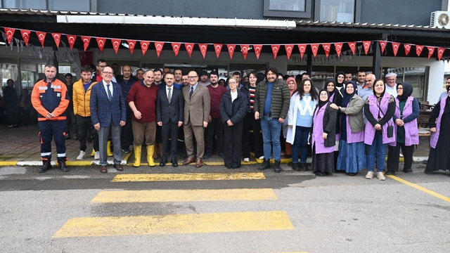 Kocaeli Valisi Aktaş'tan Bizimköy Engelliler Üretim Merkezi'ne ziyaret