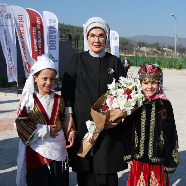Emine Erdoğan, Hatay Engelli Sosyal Girişimcilik Merkezi'nin açılışını yapt...