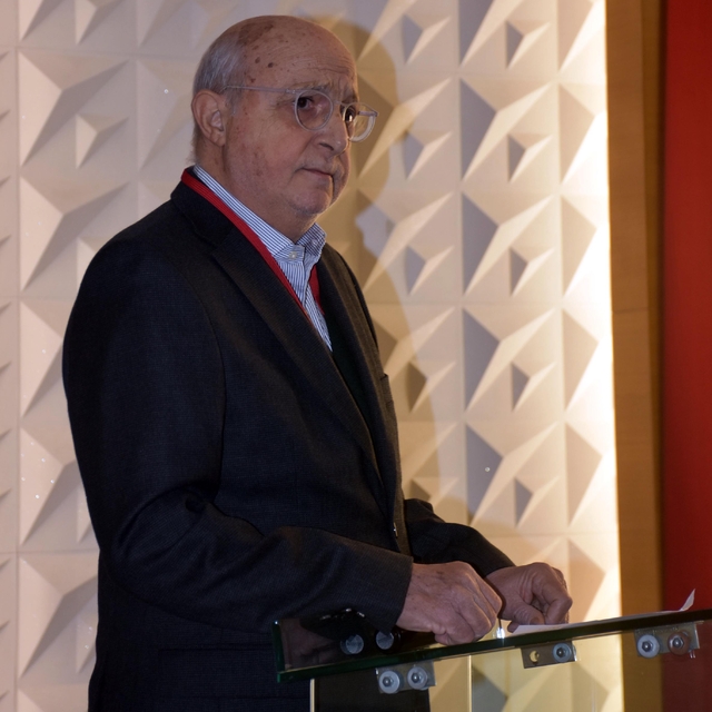 Karşıyaka'da çözümsüz kongre