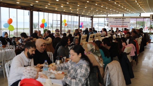 Şarköy'de özel çocuklar ve aileleri kahvaltıda bir araya geldi