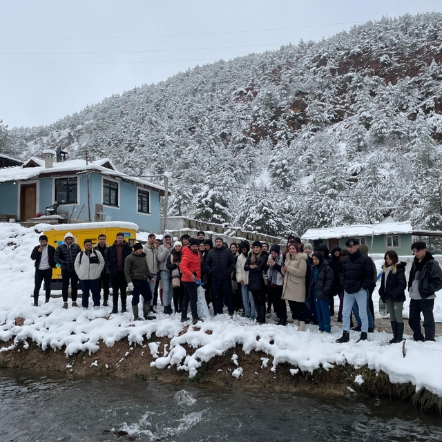 İhsangazi Meslek Yüksekokulu öğrencileri, Çankırı'da balık işletmesini gezd...