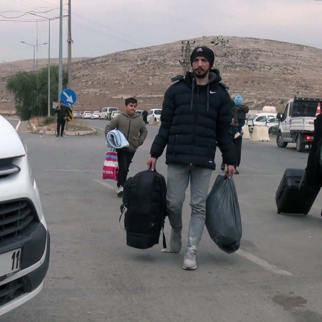 Türkiye'deki Suriyelilerin ülkelerine geçişleri sürüyor