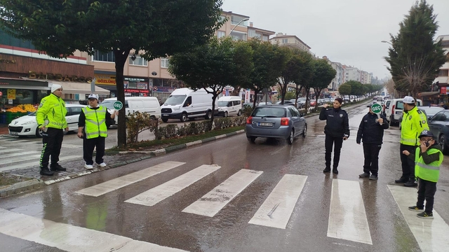 Karabük'te özel çocuklar temsili polis oldu