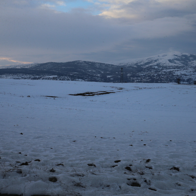 Tokat'ta yüksek kesimlerde kar etkili oldu