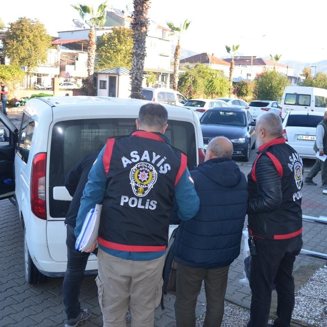 Muğla'da 10 marketten hırsızlık yaptığı iddiasıyla yakalanan kişi tutukland...