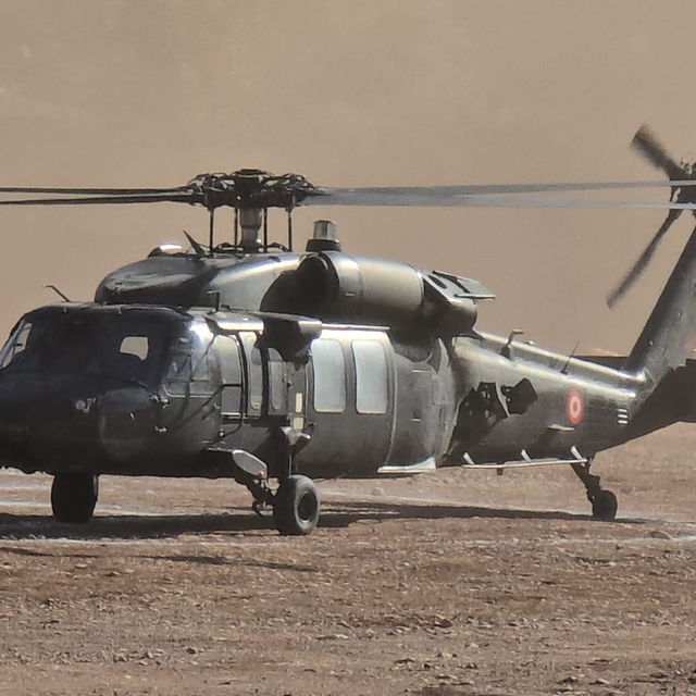 Siirt'te rahatsızlanan bebek askeri helikopterle Van'a sevk edildi