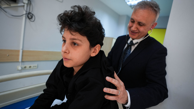 Minik Bilal Tufan'ın kalbindeki delik, kalp zarından yapılan yamayla kapatıldı