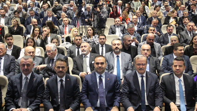Bakan Kacır: Türkiye'de yatırım iştahı yüksek (2)