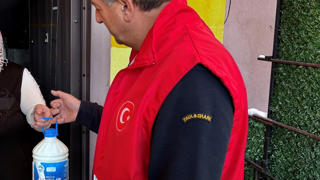Büyükşehir Belediyesinin süt yardımından 3 bin 500 çocuk yararlandı