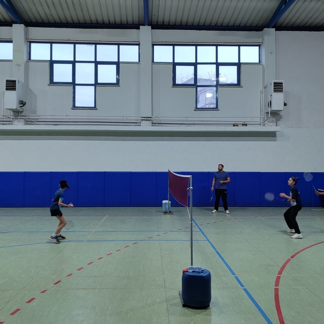 Cide'de badminton antrenmanları sürüyor