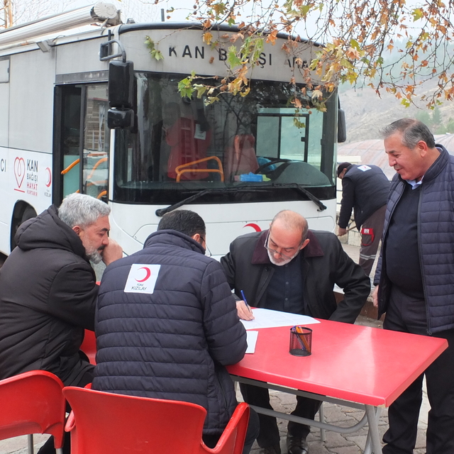 Keban'da 41 kişi kan bağışında bulundu