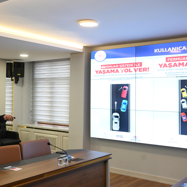 Edirne'de "Fermuar sistemi ile yaşama yol ver" kampanyası tanıtıldı