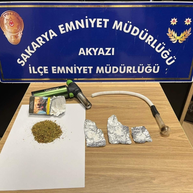 Akyazı'da kasımda düzenlenen uyuşturucu operasyonlarında 14 zanlı tutukland...