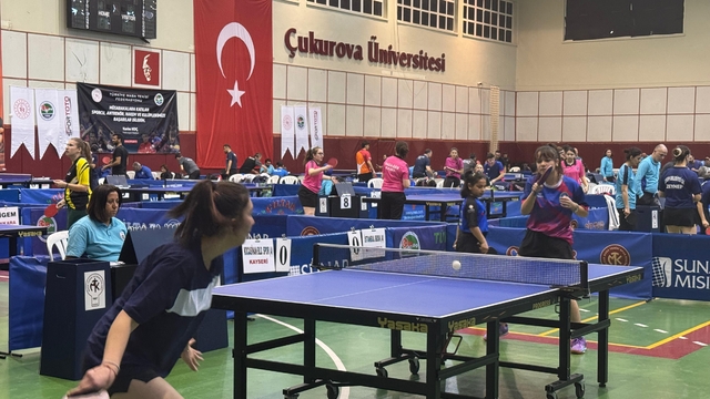 Masa Tenisi Süper Lig 2. etap maçları Adana'da başladı