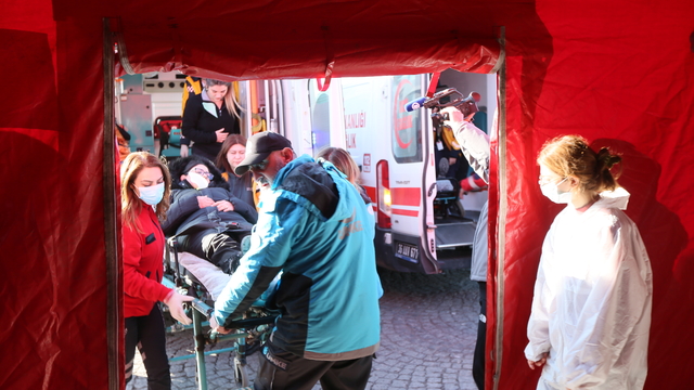Kars'ta 150 personelle KBRN ve toplu gıda zehirlenmesi tatbikatı yapıldı