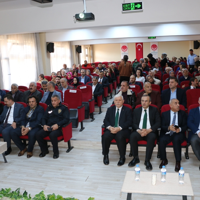 Araklı'da "Eğitim Neferleri Kitap Okuma Yarışması" ödül töreni düzenlendi