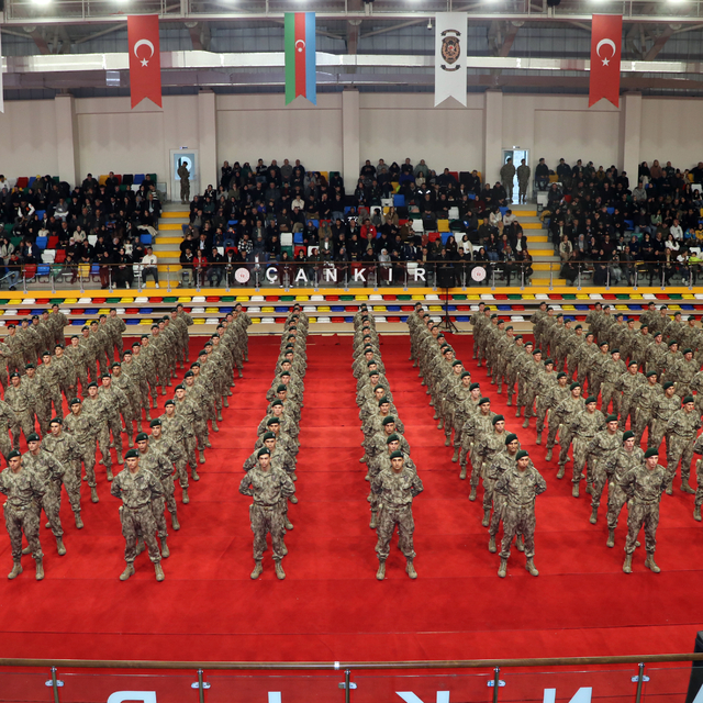 Çankırı'da eğitimlerini tamamlayan 223 özel harekat polisi yemin etti