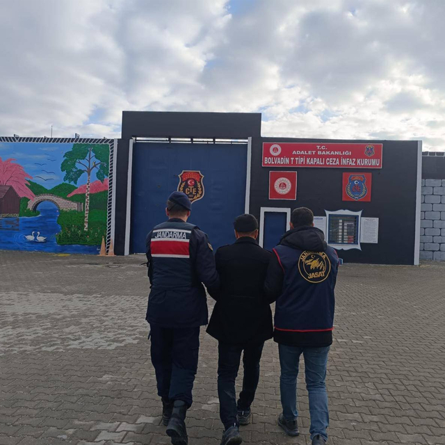 Afyonkarahisar'da firari FETÖ hükümlüsü yakalandı