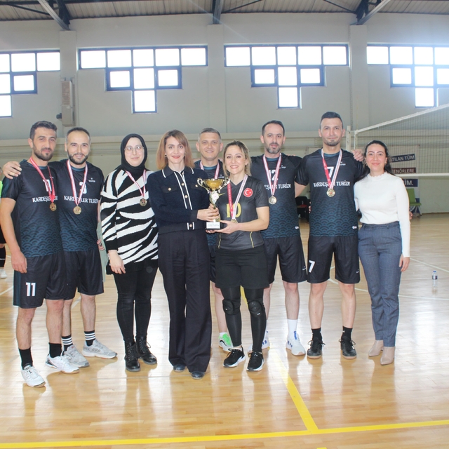 Mecitözü ilçesinde voleybol turnuvası düzenlendi