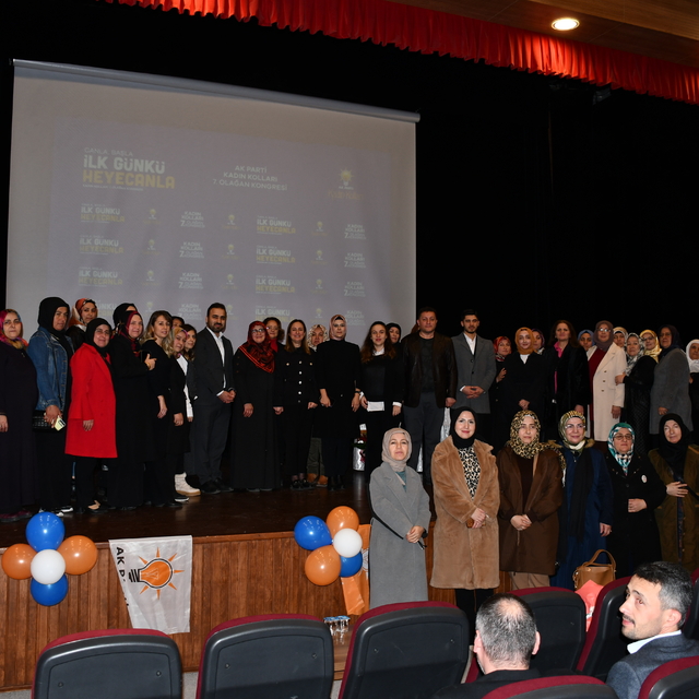 AK Parti Vezirköprü Kadın Kolları Başkanlığına yeniden Yanğa seçildi