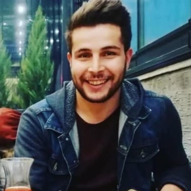 Fabrikada forklift ile demir dolap arasına sıkışan işçi öldü