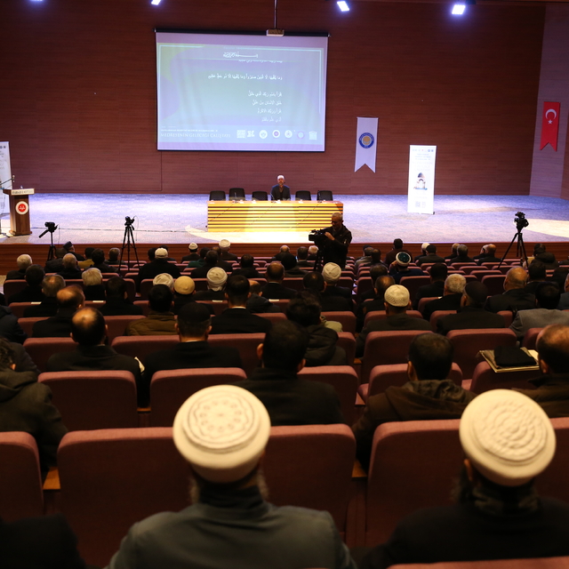 Diyarbakır'da "Uluslararası Akademi-Medrese Buluşmaları" düzenlendi
