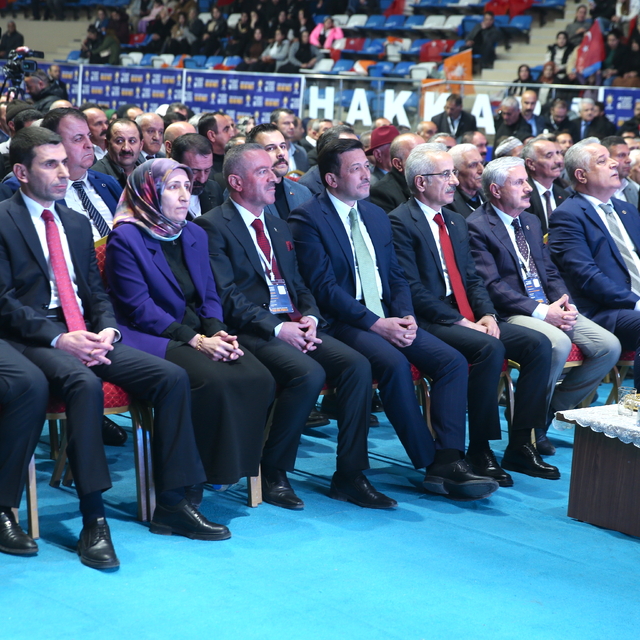 Bakan Uraloğlu, AK Parti Hakkari 8. Olağan İl Kongresi'nde konuştu: