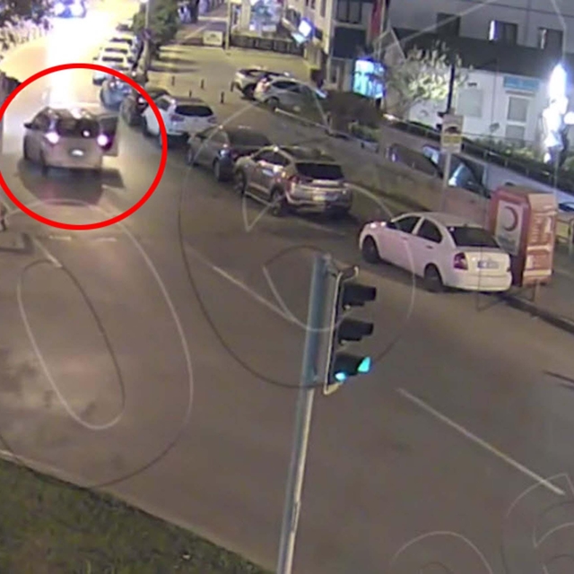 Hafif ticari aracındaki kadın cesedi ile polis merkezine gitti (2)