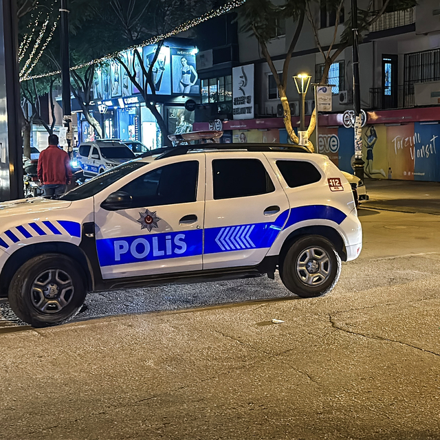 Adana'da tabancayla çevreye ateş ettiği öne sürülen şüpheli yakalandı