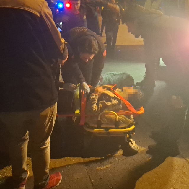 Bursa'da iki otomobil kafa kafaya çarpıştı