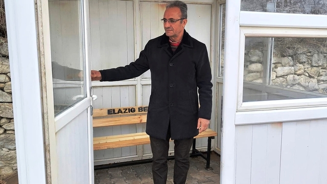 Ağın Belediyesi köy yollarına kapalı durak yerleştirdi