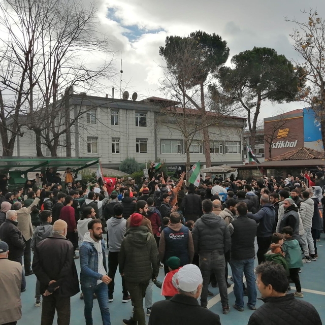 Sakarya'da Suriyelilerden sevinç gösterisi