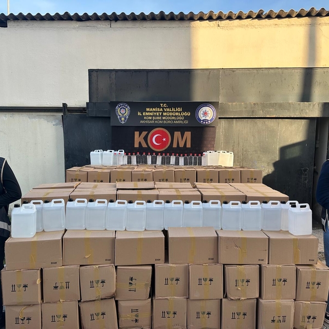 Manisa'da 5 ton kaçak etil alkol ele geçirildi
