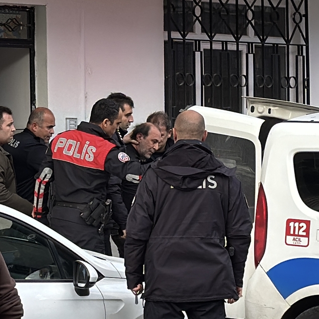 Samsun'da bir kişi miras kavgasında Almanya'dan gelen 2 akrabasını silahla...