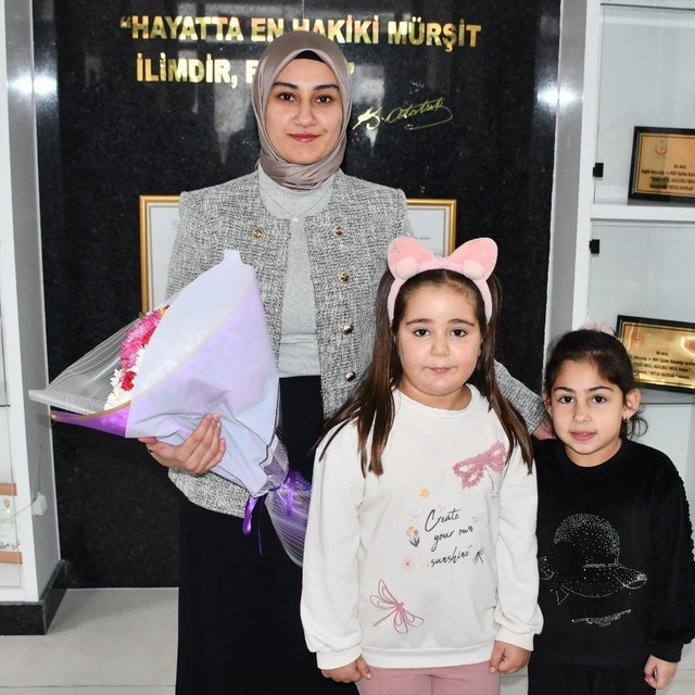 Gümüşhacıköy Kaymakamı Güneş anaokulunu ziyaret etti