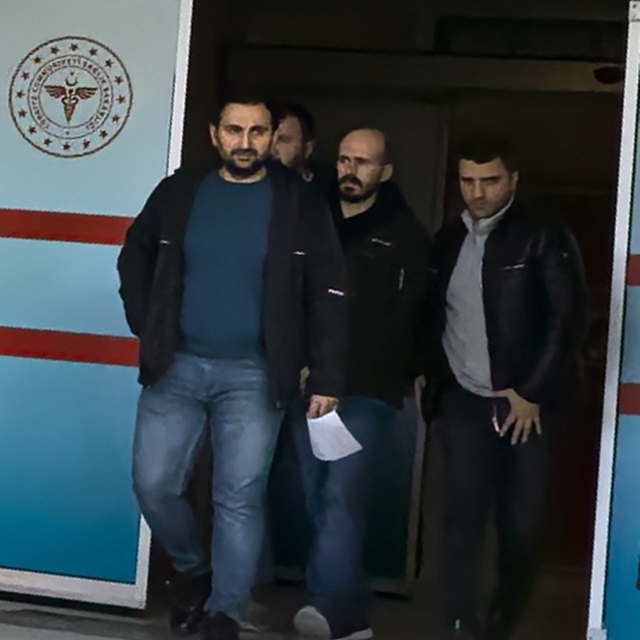 Bursa'da 35 yıl hapisle aranan hükümlü evinde uyurken yakalandı