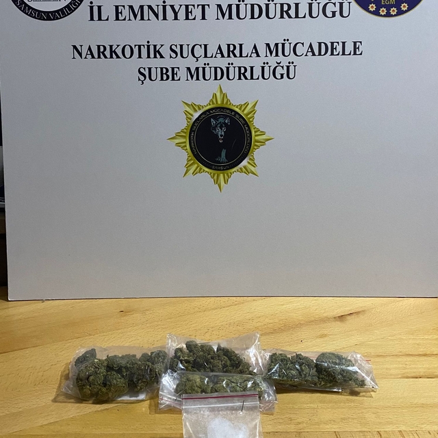 Samsun'da düzenlenen uyuşturucu operasyonunda 5 zanlı yakalandı