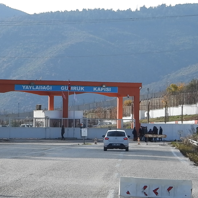 Yayladağı Hudut Kapısı yeniden açıldı