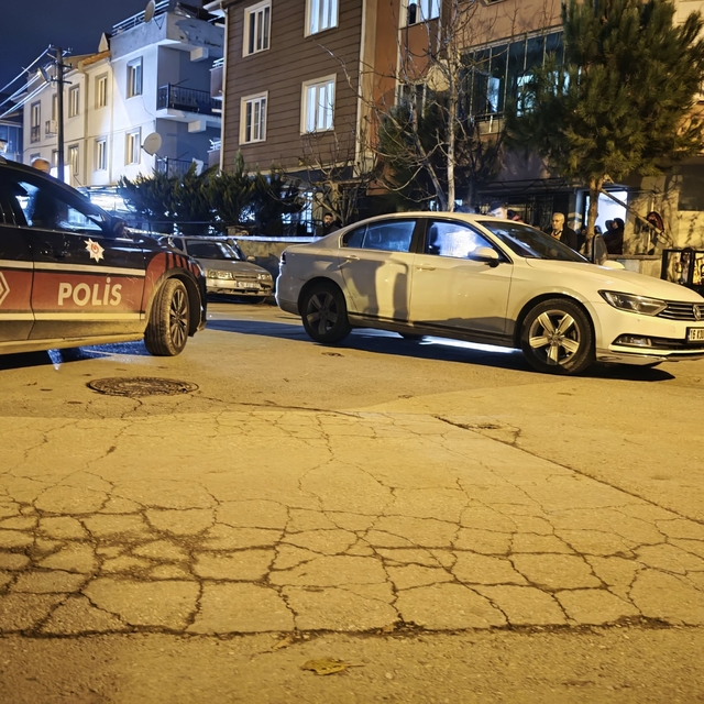 İnegöl'de bıçaklı kavgada bir kişi yaralandı