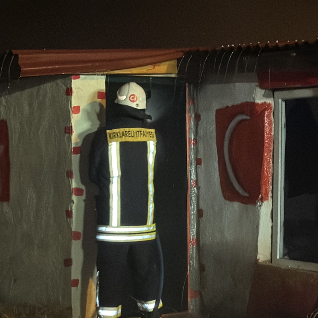 Kırklareli'nde bir evde çıkan yangın söndürüldü