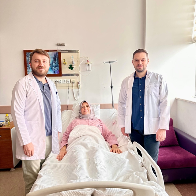 Demirci Devlet Hastanesinde ilk kez "laparoskopi" ameliyatı yapıldı