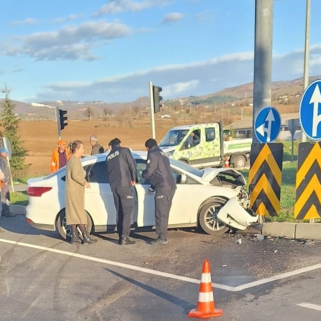 Bursa'da trafik kazasında 1 kişi öldü, 1 kişi yaralandı