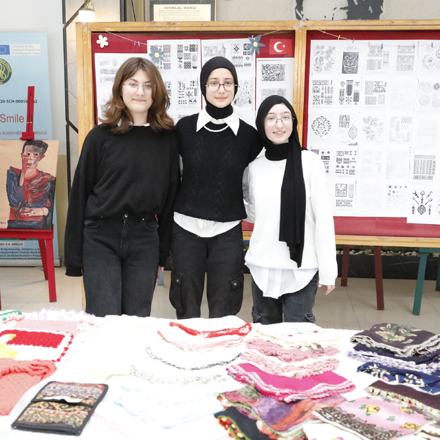Samsun'da lise öğrencileri Türk kültürünü motiflerle tanıyor