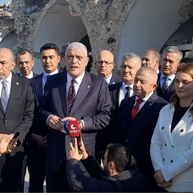 Müsavat Dervişoğlu: Mücbir sebepten kaynaklı ertelemeleri asgari 3 yıl olar...